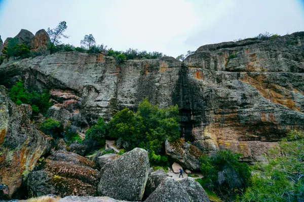 Bear Gulch Caves, Pinnacles