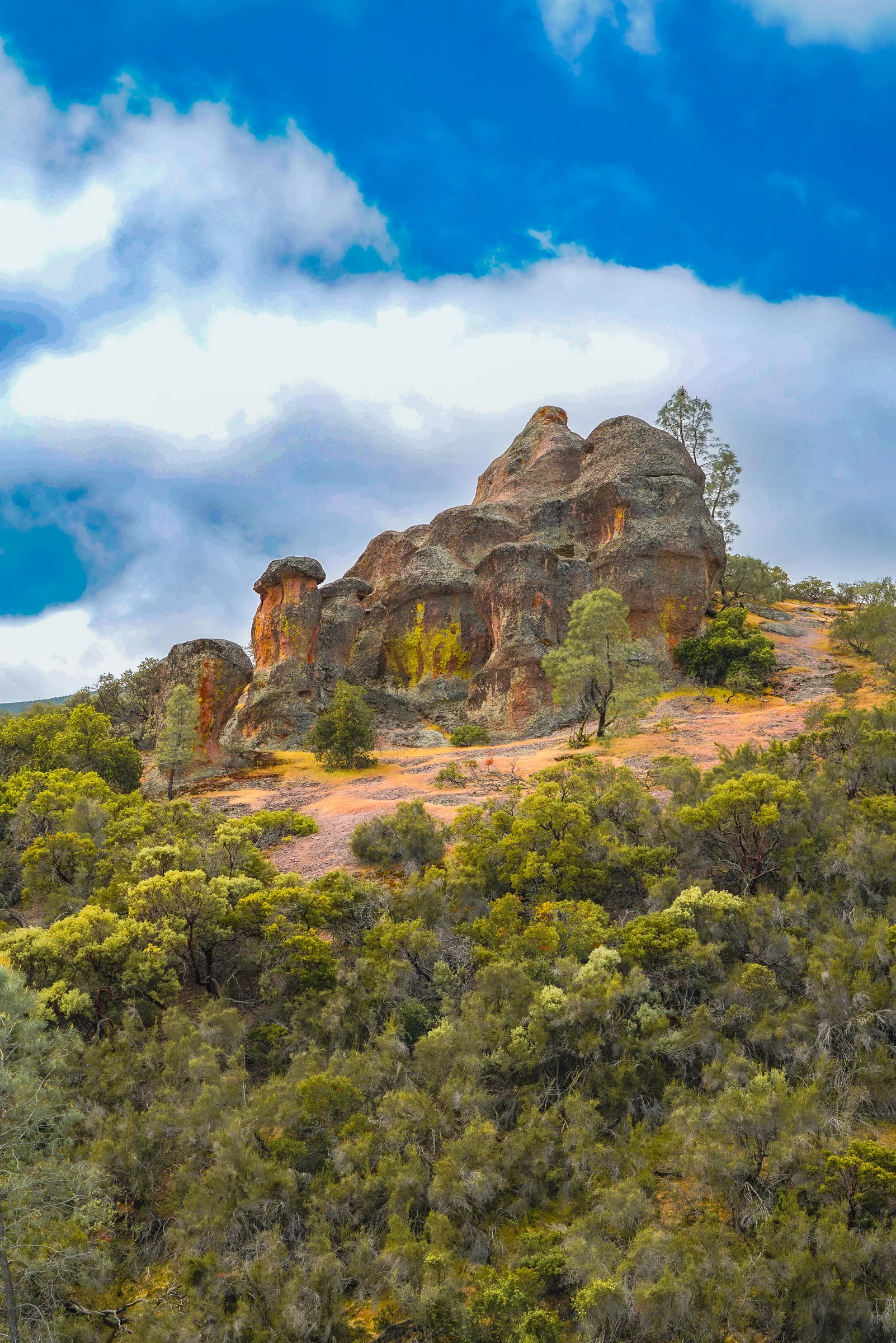 Lava Rocks, Pinnacles